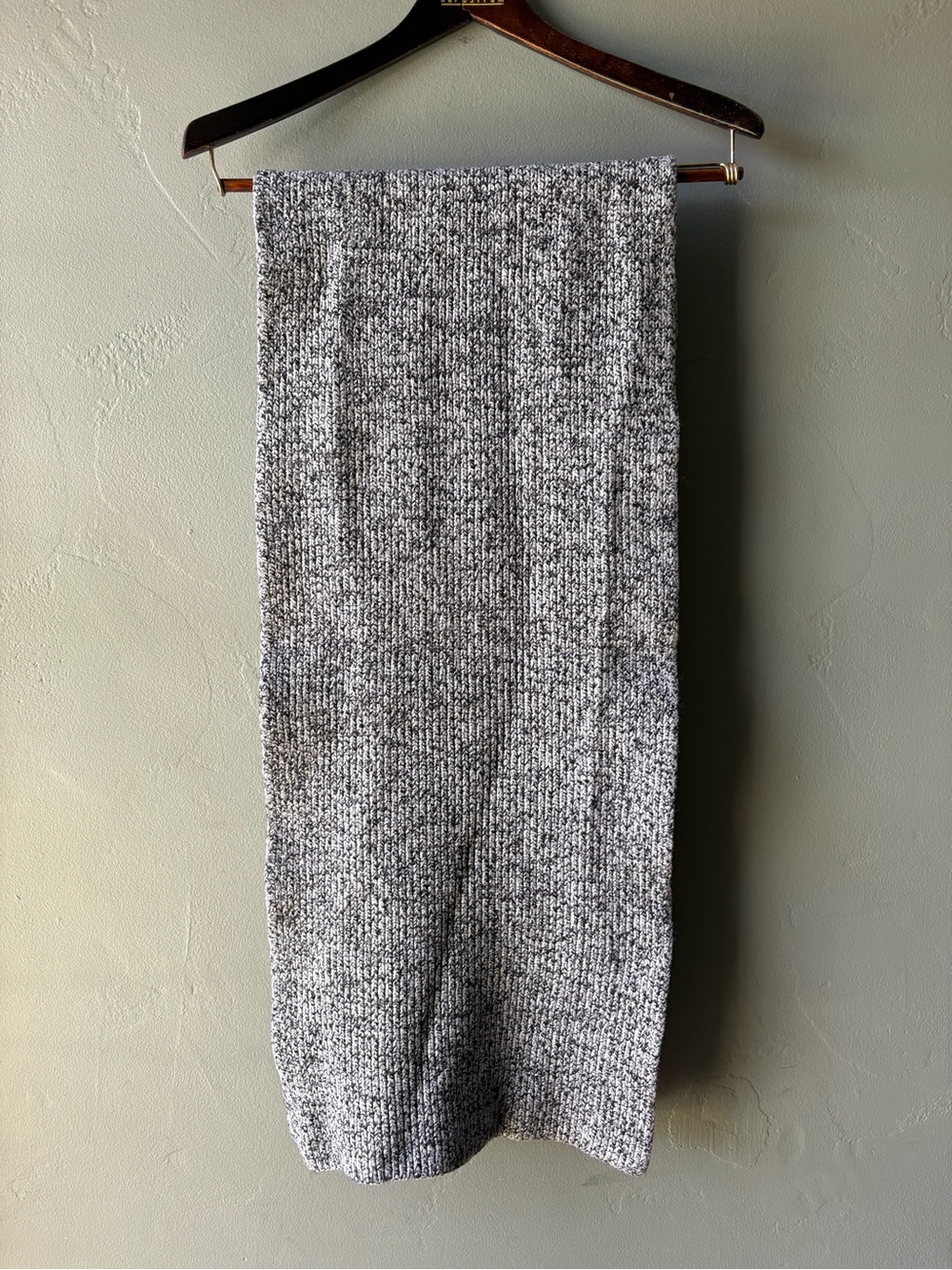 Everlane Gray/Black Speckled 100% Wool Scarf